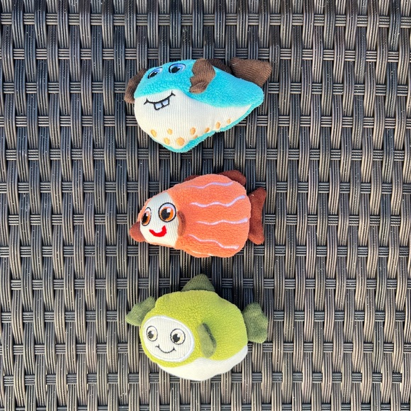 NWT Cat Toys, Catnip and Crinkle Paper Plush Cat Toys - Picture 12 of 13